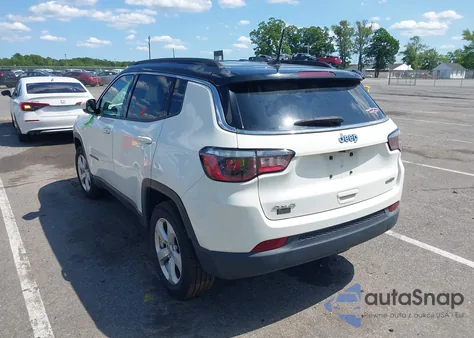 2018 Jeep Compass Latitude из США, поврежденный, VIN 3C4NJDBB2JT328209
